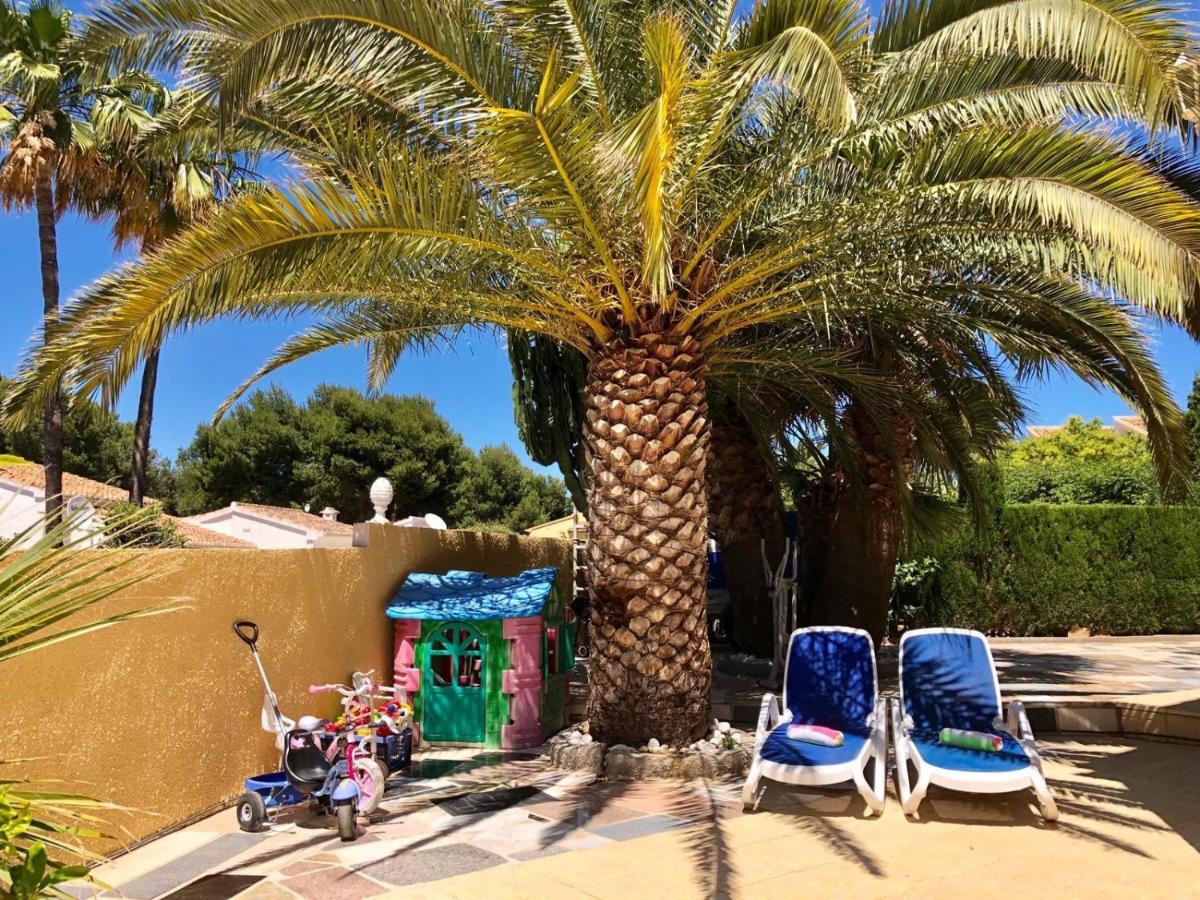 Villa Eva Asiana Guesthouse With Shared Pool Benissa Kültér fotó
